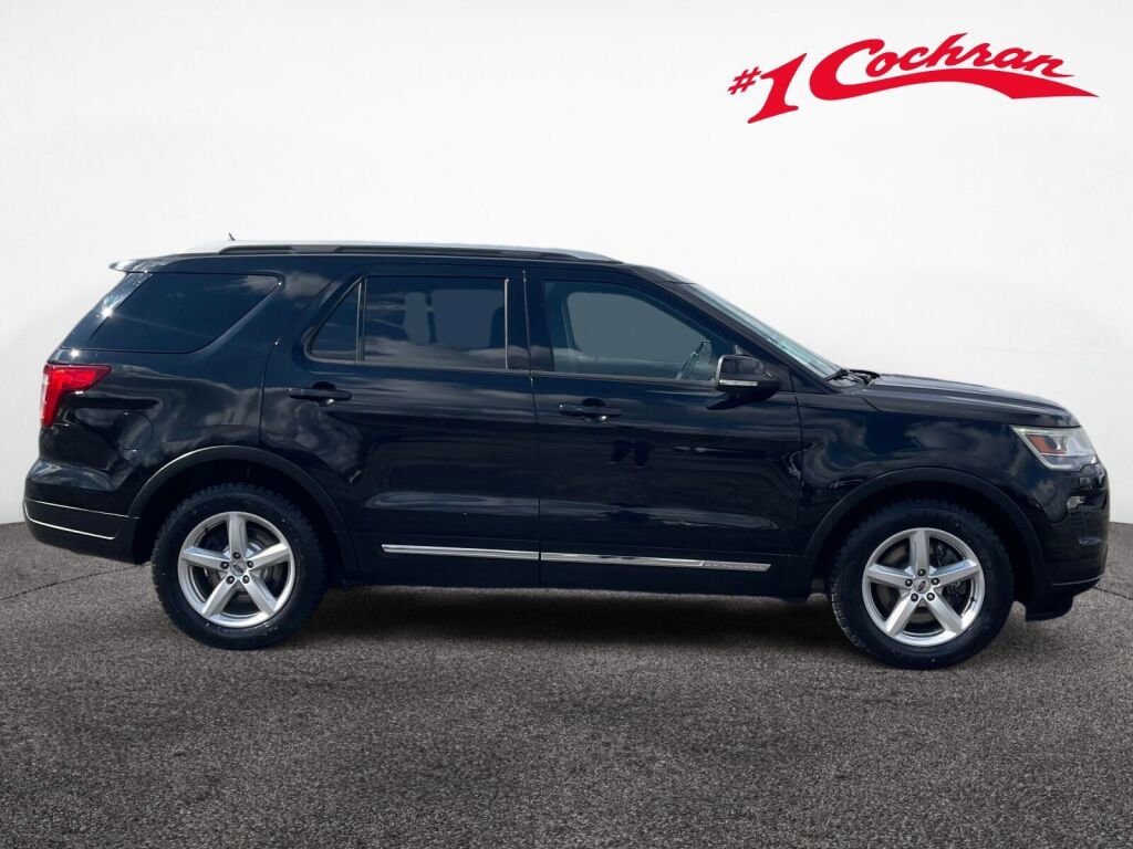 Used 2018 Ford Explorer XLT w/ Equipment Group 202A image 21