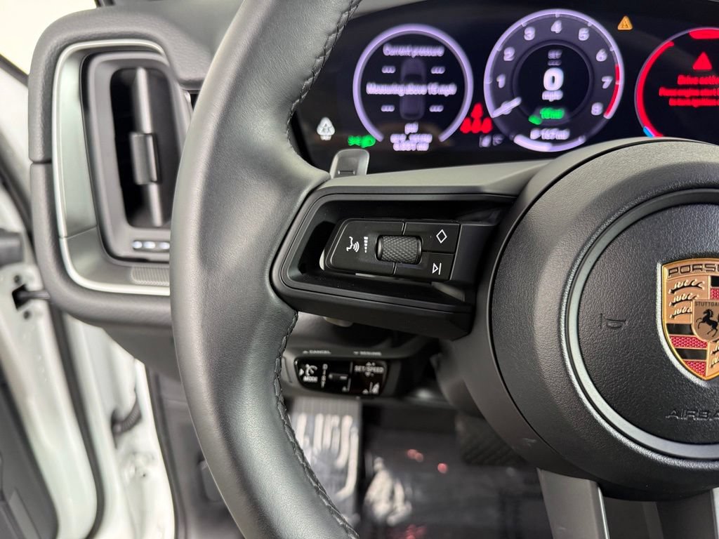 Certified 2026 Porsche Cayenne E-Hybrid AWD/4WD image 25