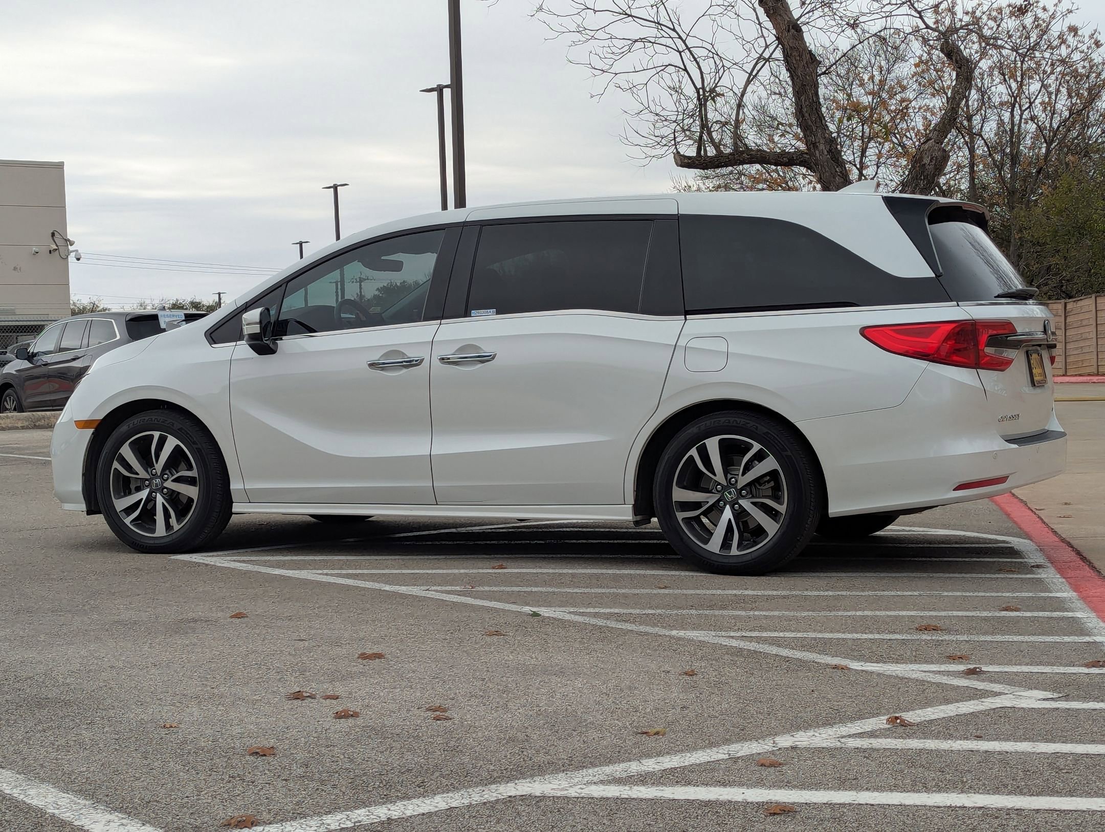 Used 2022 Honda Odyssey Touring image 6