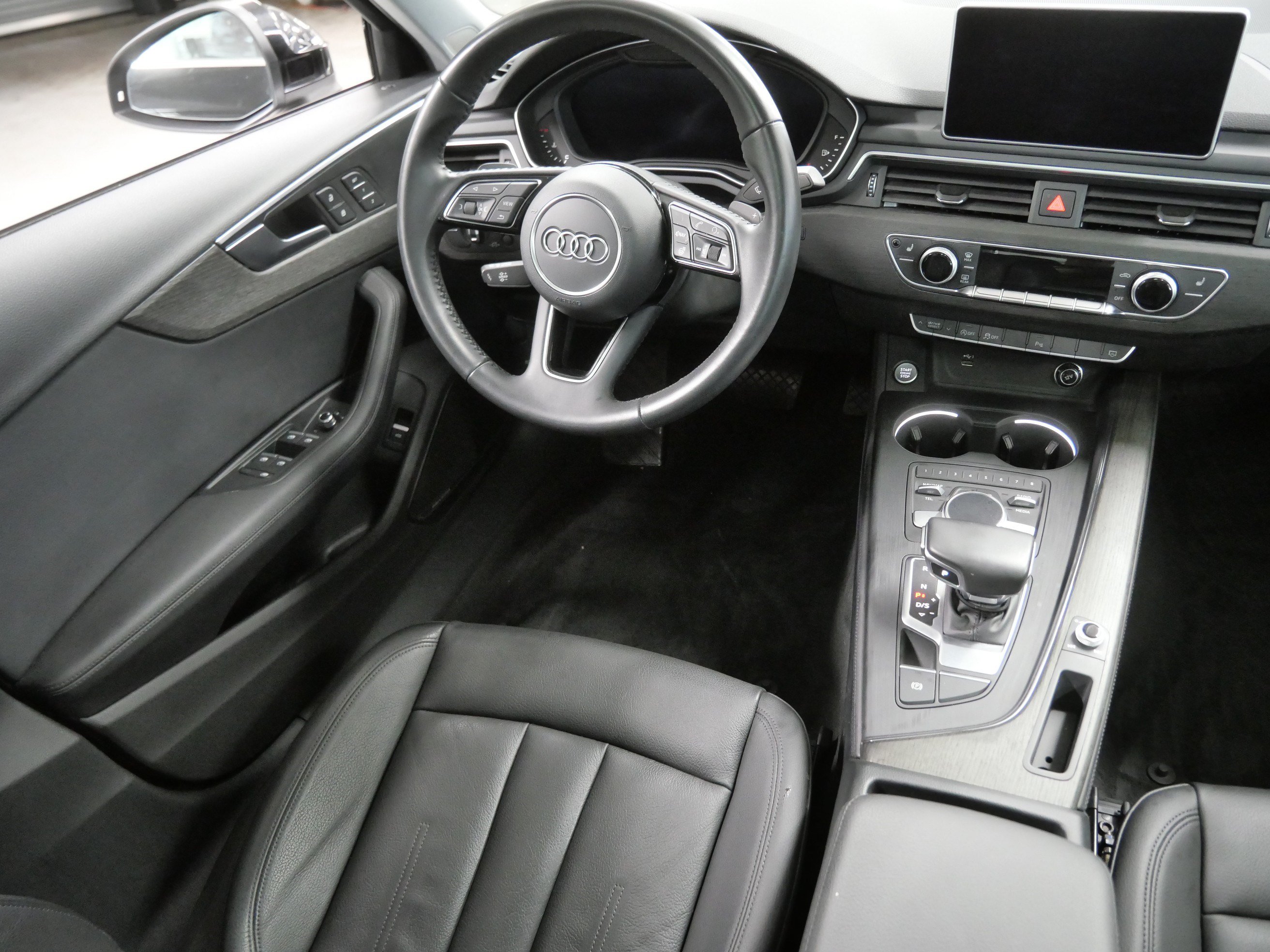 Used 2019 Audi A4 2.0T Premium Plus AWD/4WD image 9