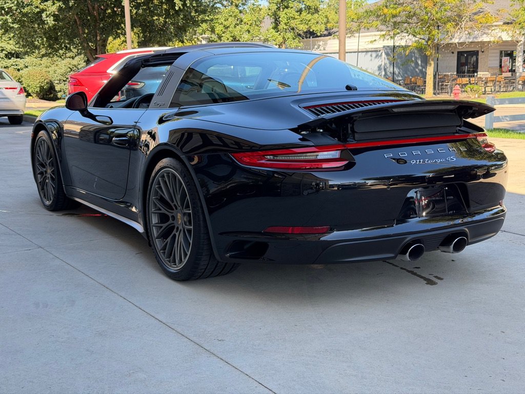 Used 2018 Porsche 911 Targa 4S AWD/4WD image 6