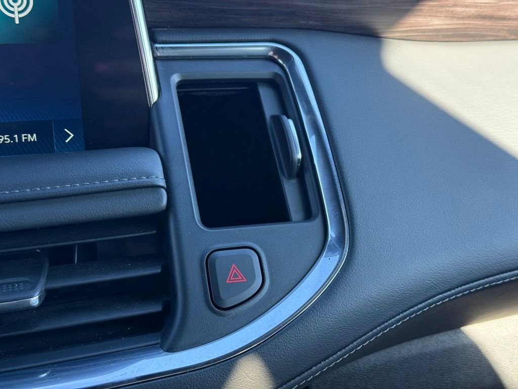 Used 2024 Chevrolet Tahoe LT image 18