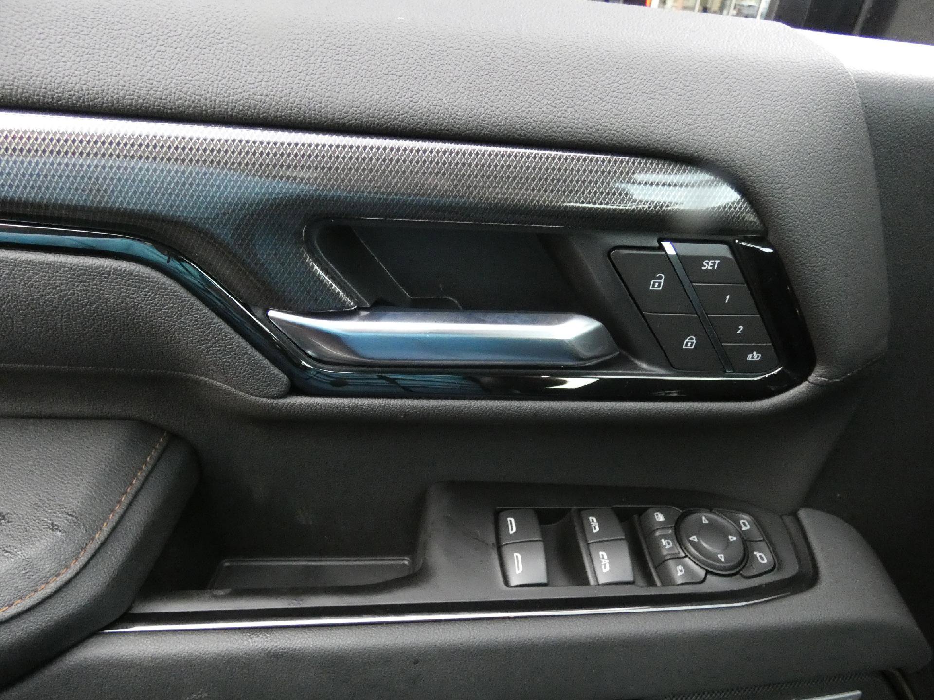 New 2026 GMC Sierra 2500 AT4 w/ AT4 Premium Plus Package AWD/4WD image 20