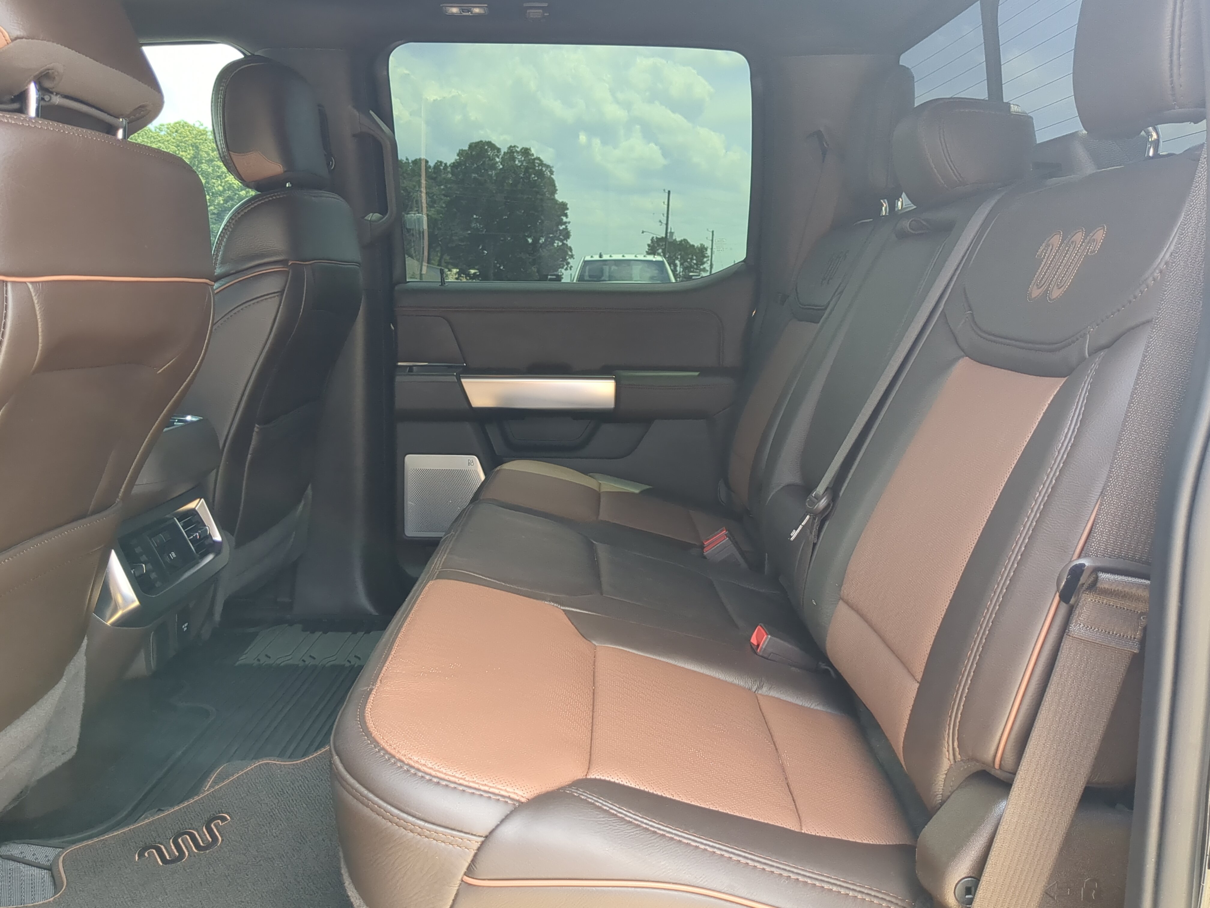 Used 2024 Ford F250 King Ranch AWD/4WD image 12