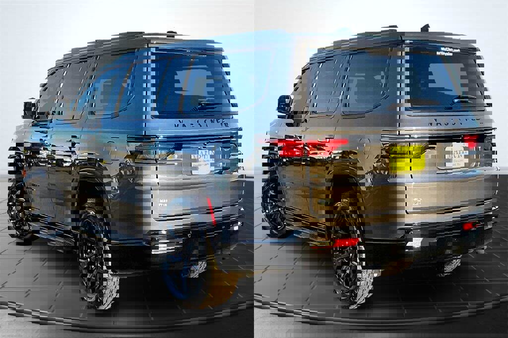 New 2025 Jeep Wagoneer Series II image 3