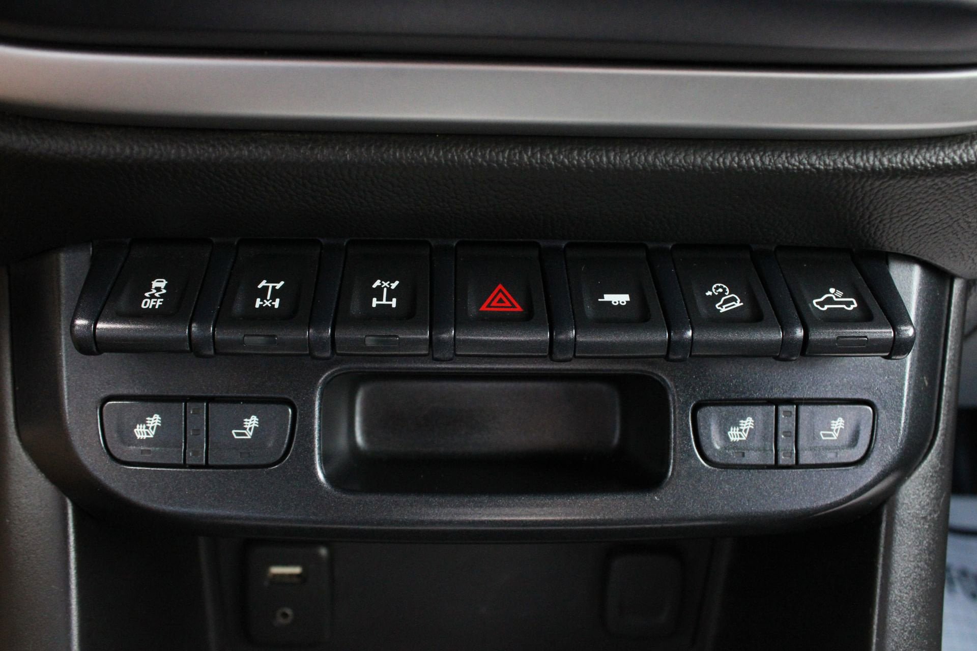 Used 2018 Chevrolet Colorado ZR2 AWD/4WD image 40