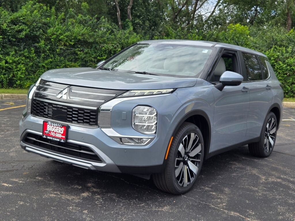 New 2026 Mitsubishi Outlander SE AWD/4WD image 3