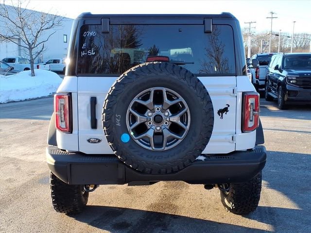 New 2025 Ford Bronco Badlands w/ Black Appearance Package image 4