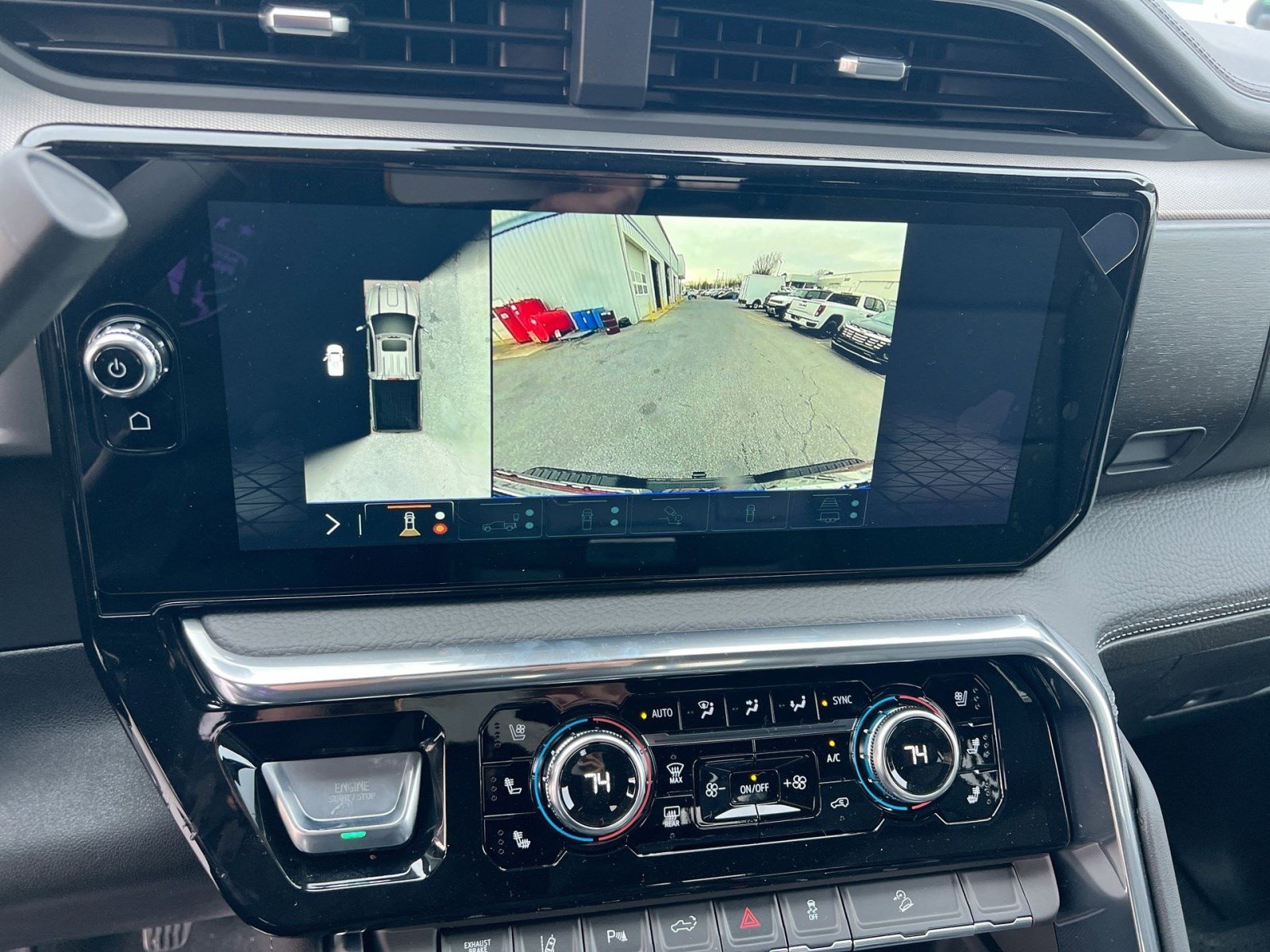 New 2026 GMC Sierra 3500 Denali w/ Denali Reserve Package image 18