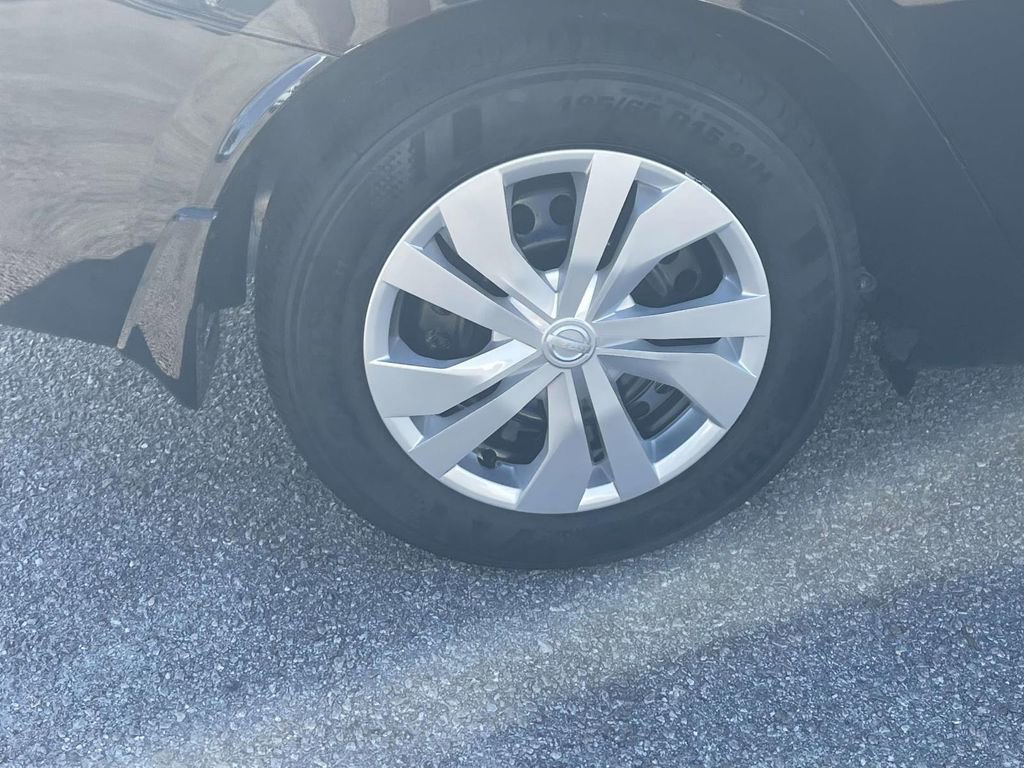 New 2025 Nissan Versa S w/ Trunk Package image 7