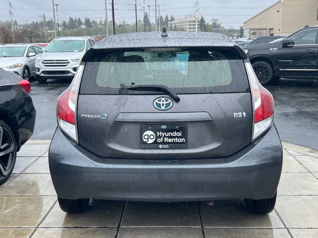 Used 2015 Toyota Prius C Three image 6