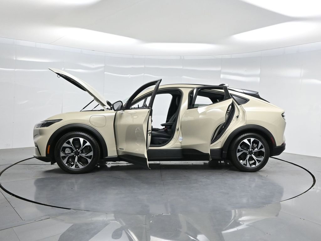 Used 2025 Ford Mustang Mach-E Select image 44