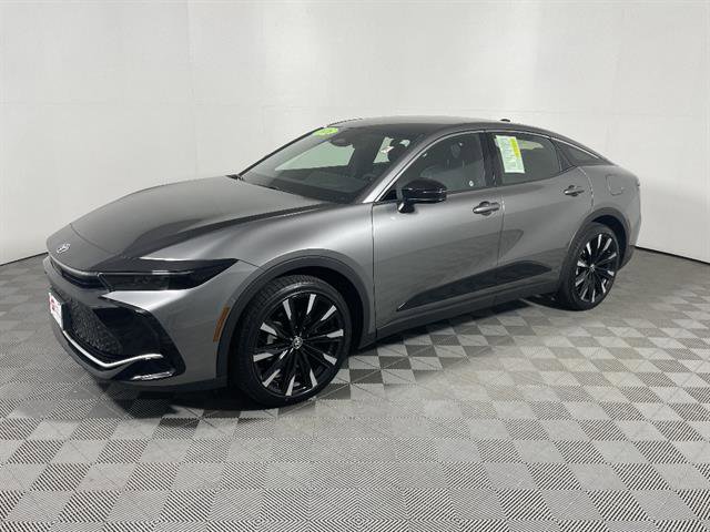 Certified 2026 Toyota Crown Platinum AWD/4WD image 3