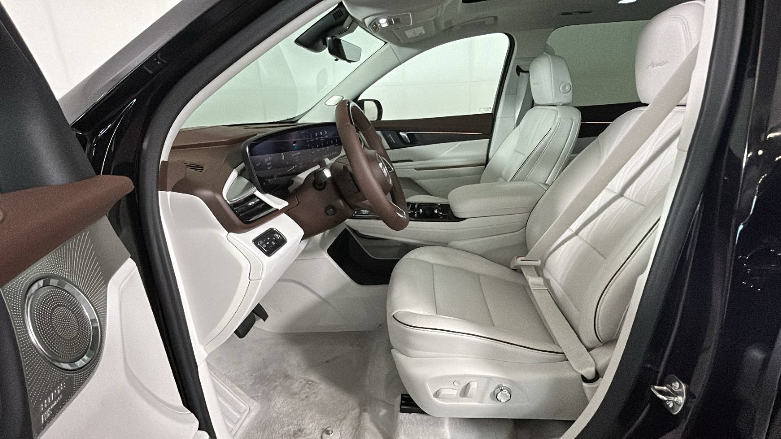 New 2026 Buick Enclave Avenir w/ Super Cruise Package AWD/4WD image 12