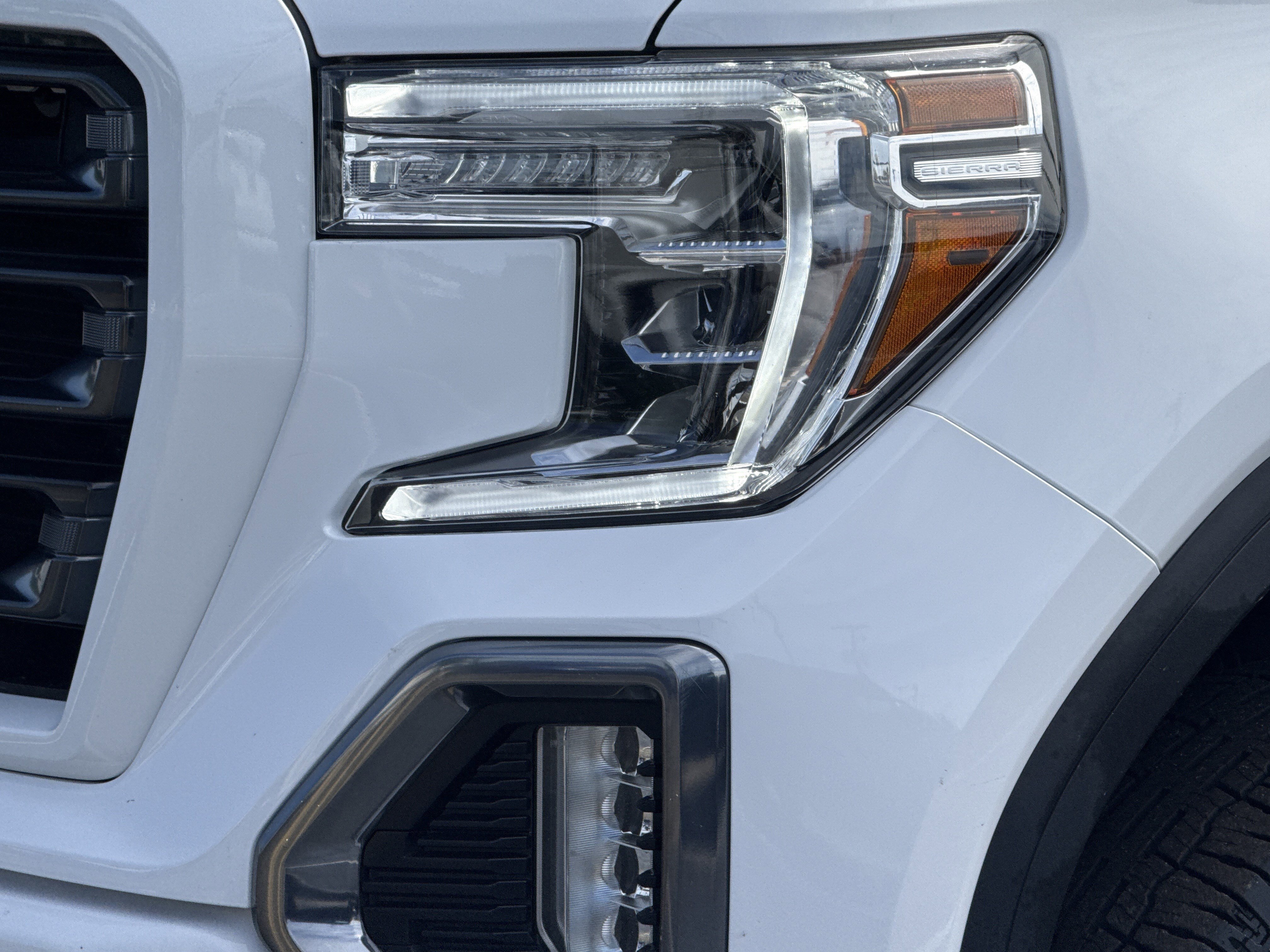 Used 2021 GMC Sierra 1500 AT4 AWD/4WD image 6