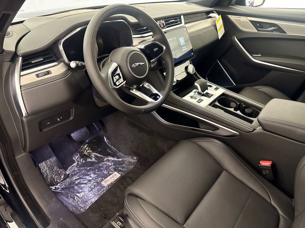 New 2026 Jaguar F-PACE R-Dynamic S AWD/4WD image 9