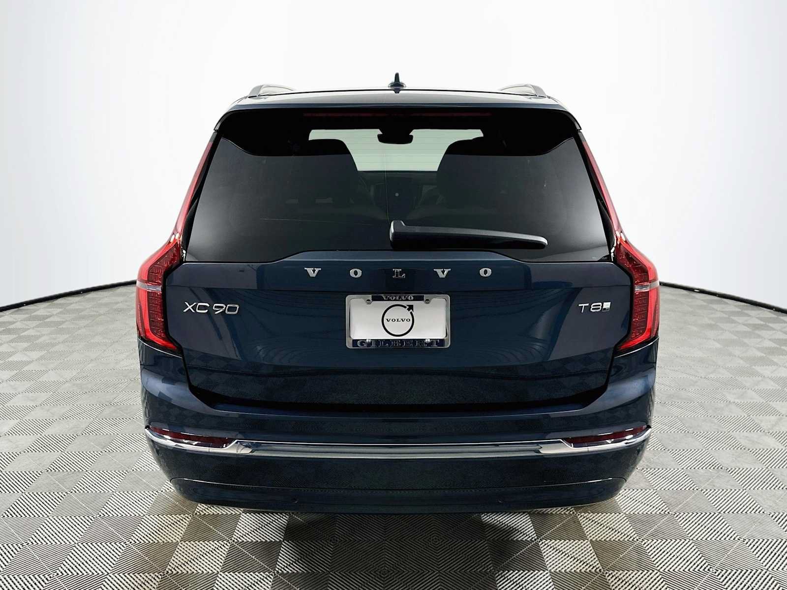 New 2026 Volvo XC90 T8 Plus w/ Protection Package AWD/4WD image 6