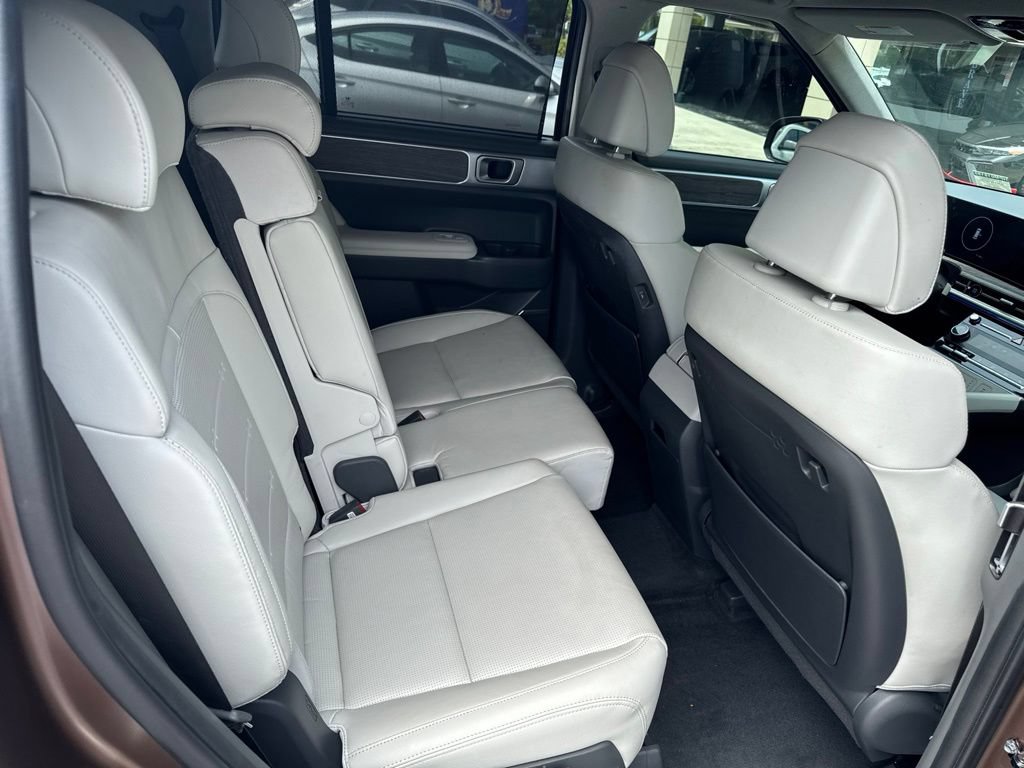 Used 2024 Hyundai Santa Fe Limited FWD image 26