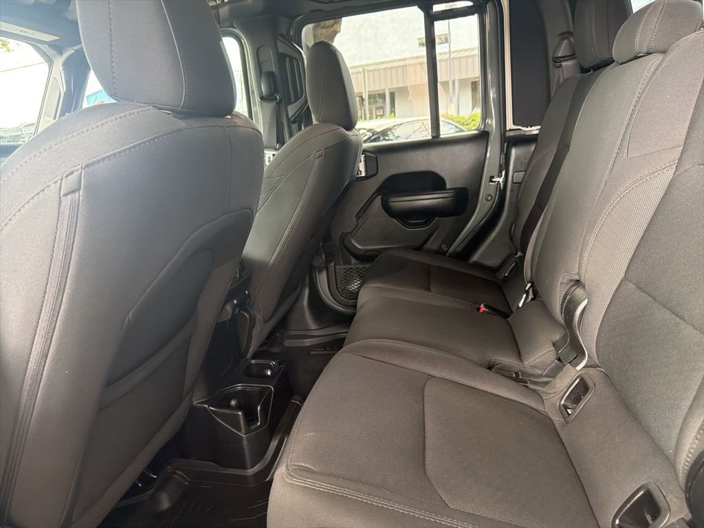 Used 2021 Jeep Gladiator Willys image 21