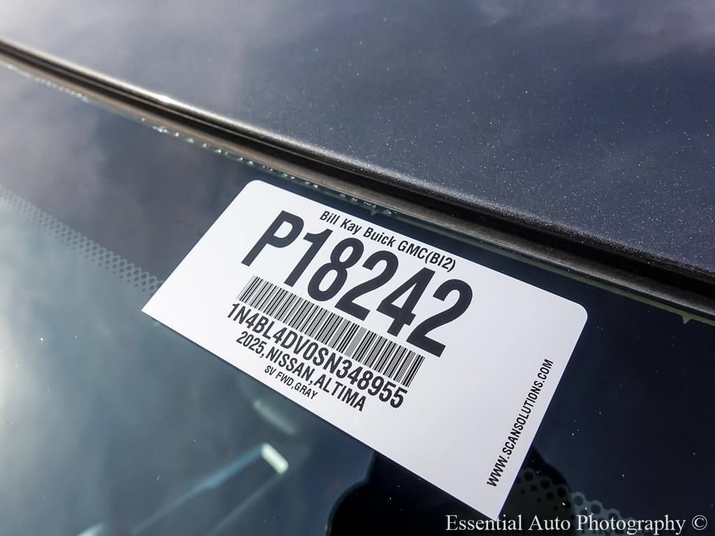 Used 2025 Nissan Altima 2.5 SV FWD image 26