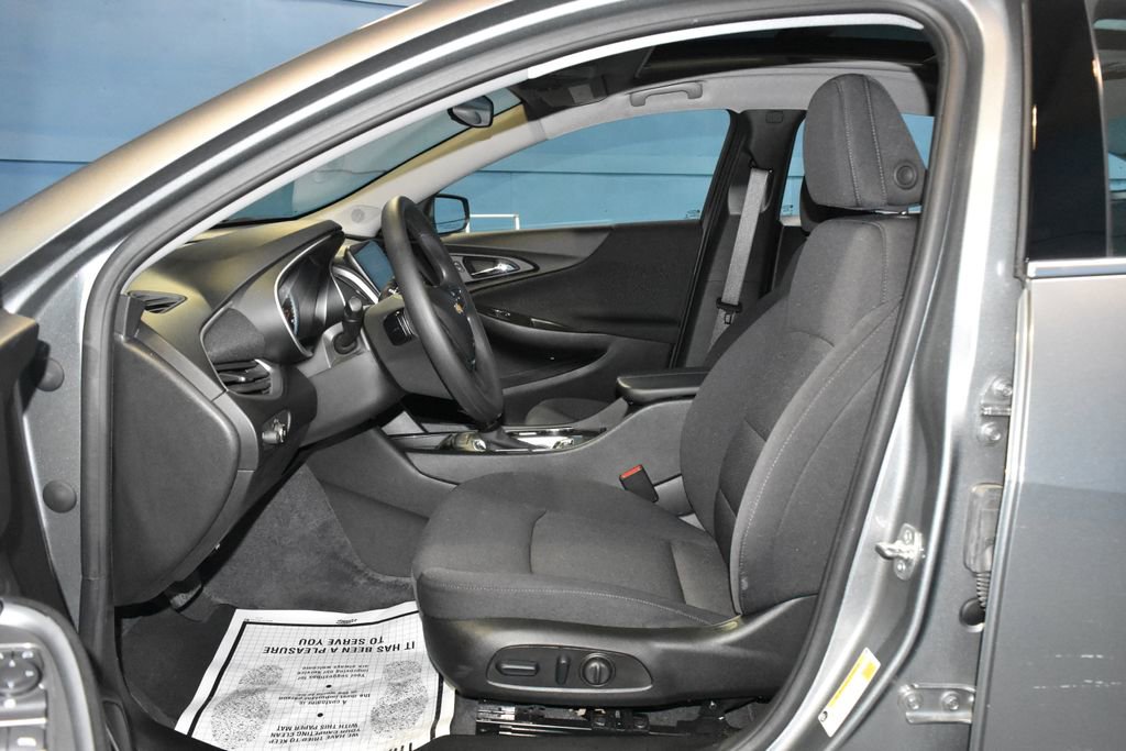 Used 2024 Chevrolet Malibu LT image 6