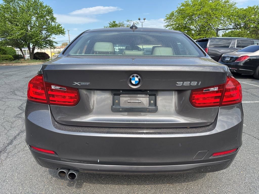 Used 2015 BMW 328i xDrive Sedan AWD/4WD image 8