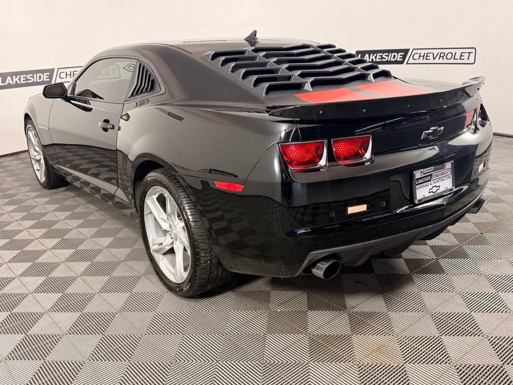 Used 2010 Chevrolet Camaro SS w/ RS Package RWD image 4