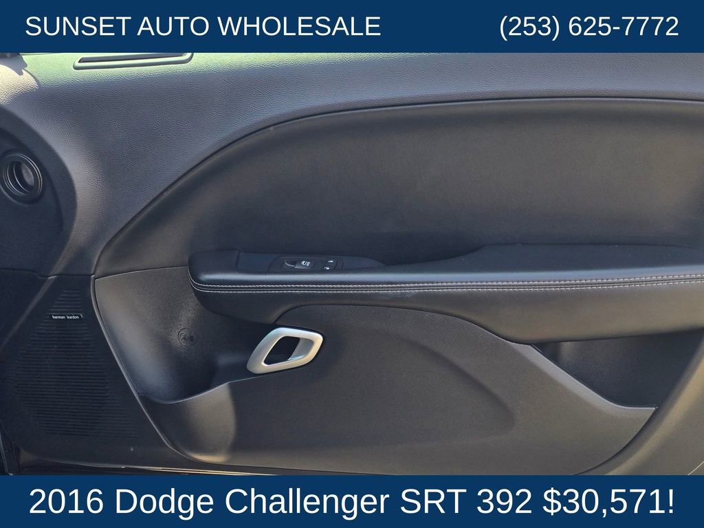 Used 2016 Dodge Challenger SRT w/ Technology Group RWD image 21