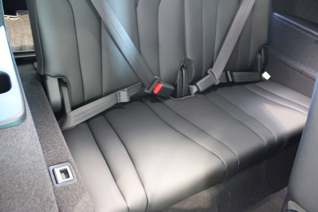 New 2026 Acura MDX SH-AWD image 25