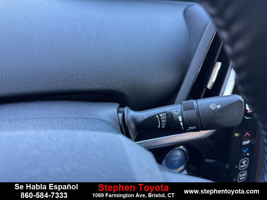 Used 2021 Toyota Prius Prime XLE image 19