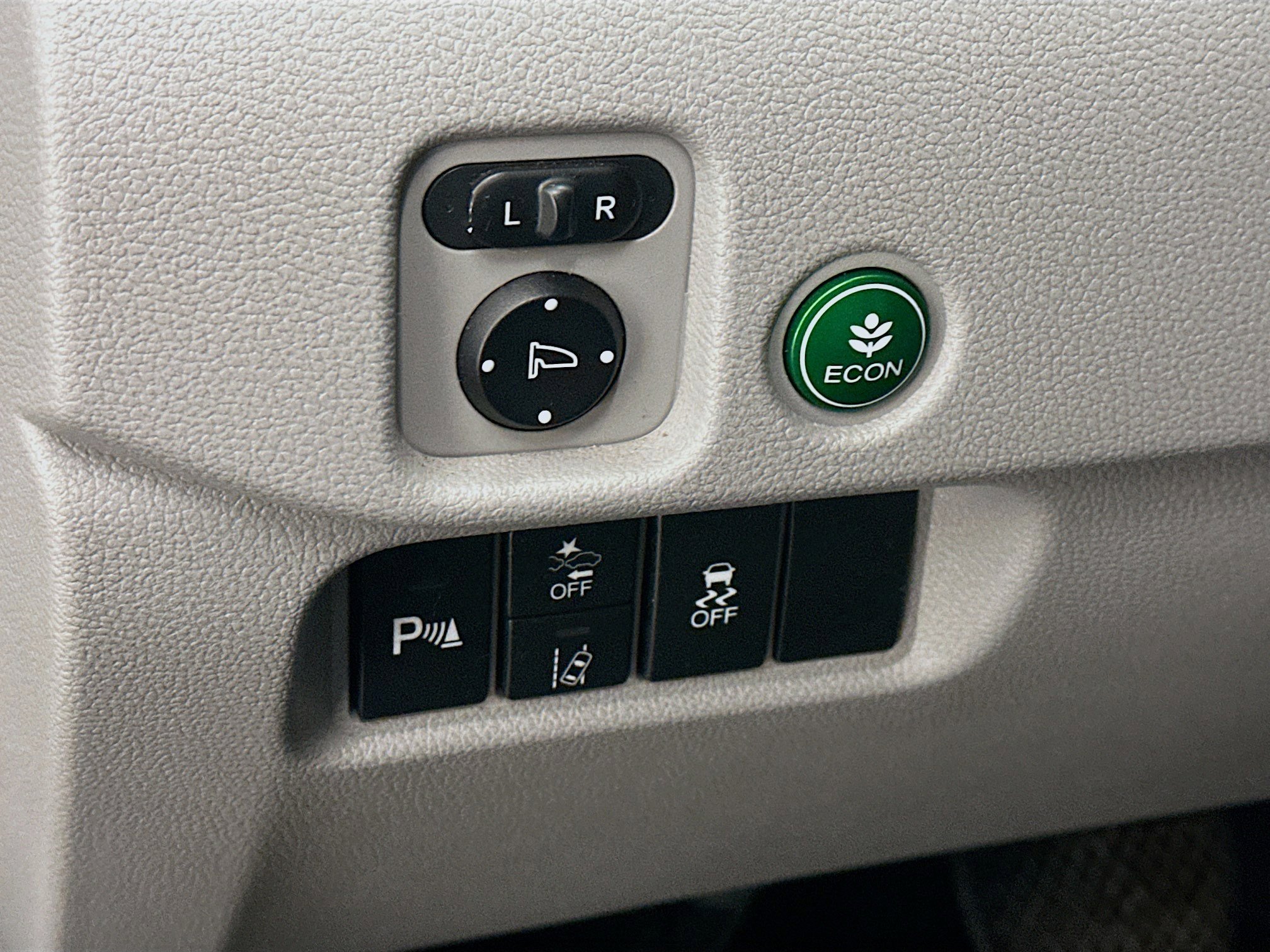 Used 2019 Honda Pilot Touring image 17