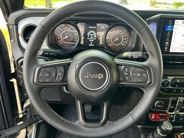 Certified 2025 Jeep Gladiator Willys image 11