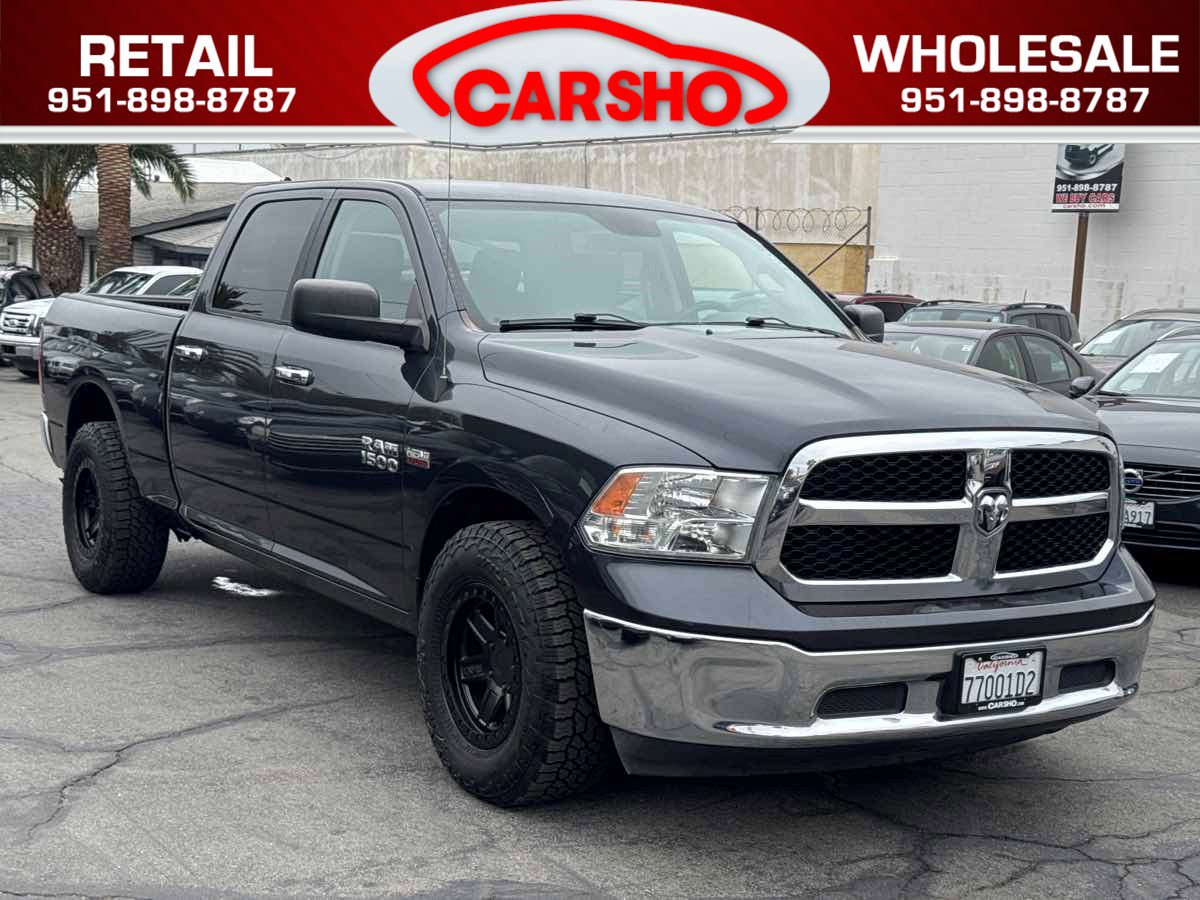 Used 2017 RAM 1500 Classic SLT image 1