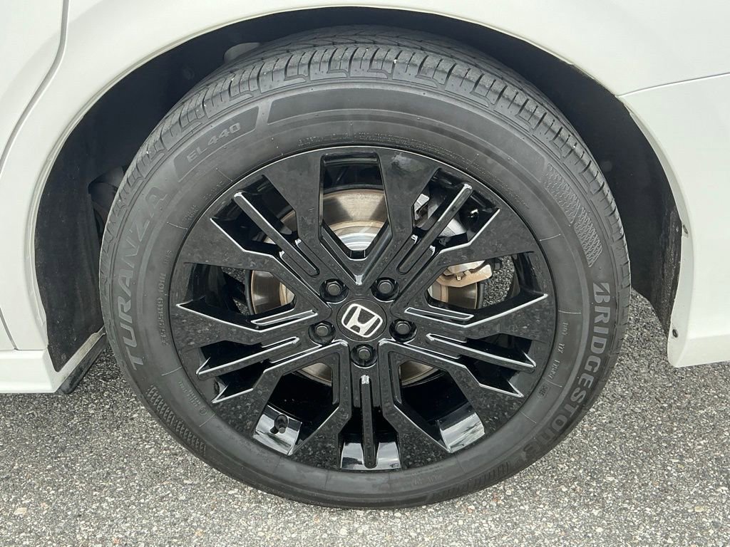 Certified 2025 Honda Odyssey Sport-L image 22