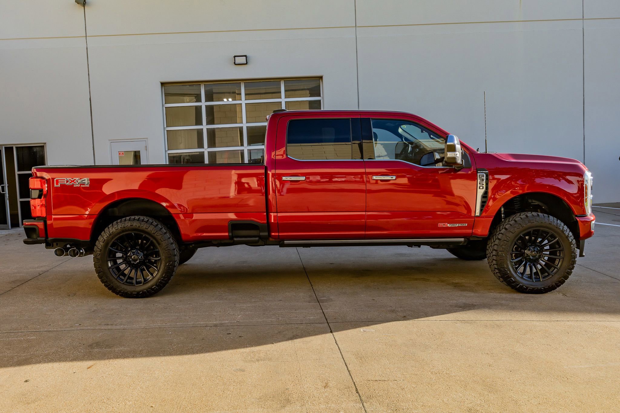 Used 2024 Ford F350 Platinum image 11