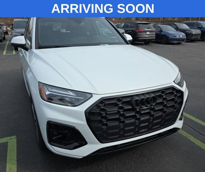 Used 2025 Audi Q5 e Premium Plus w/ Premium Plus Package AWD/4WD image 2