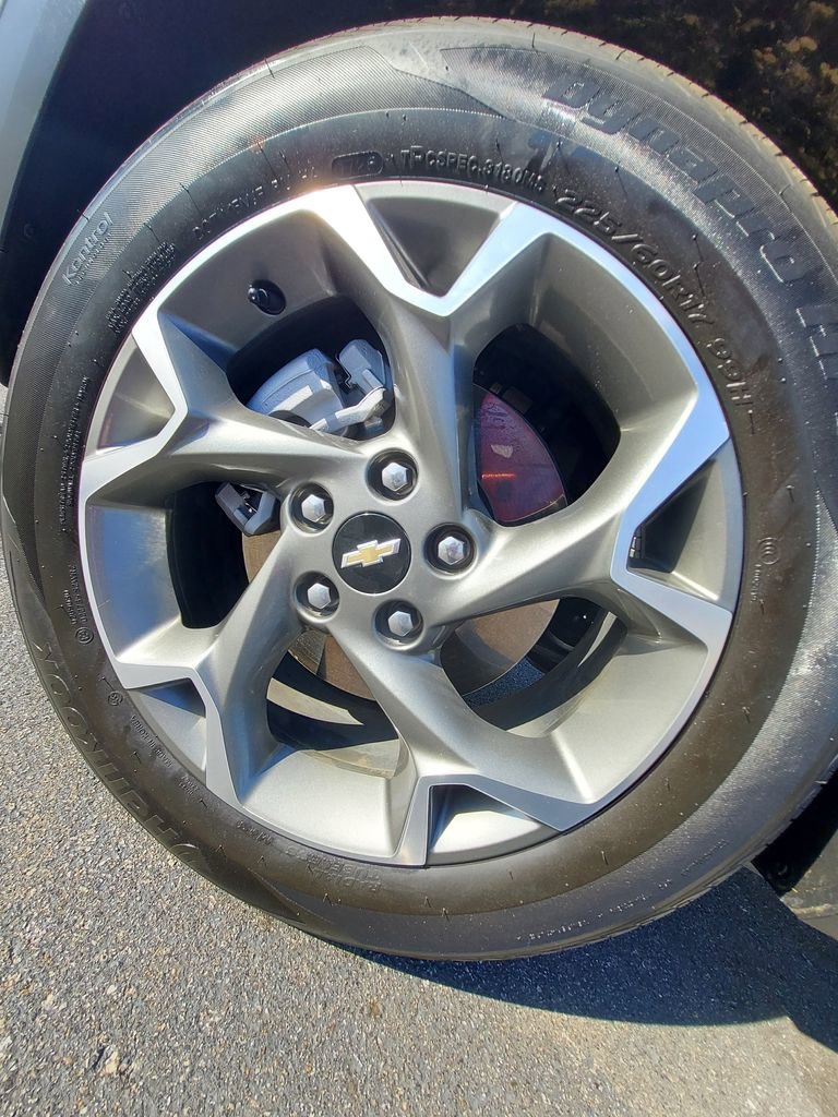 Used 2025 Chevrolet Trax LT w/ LT Convenience Package image 13