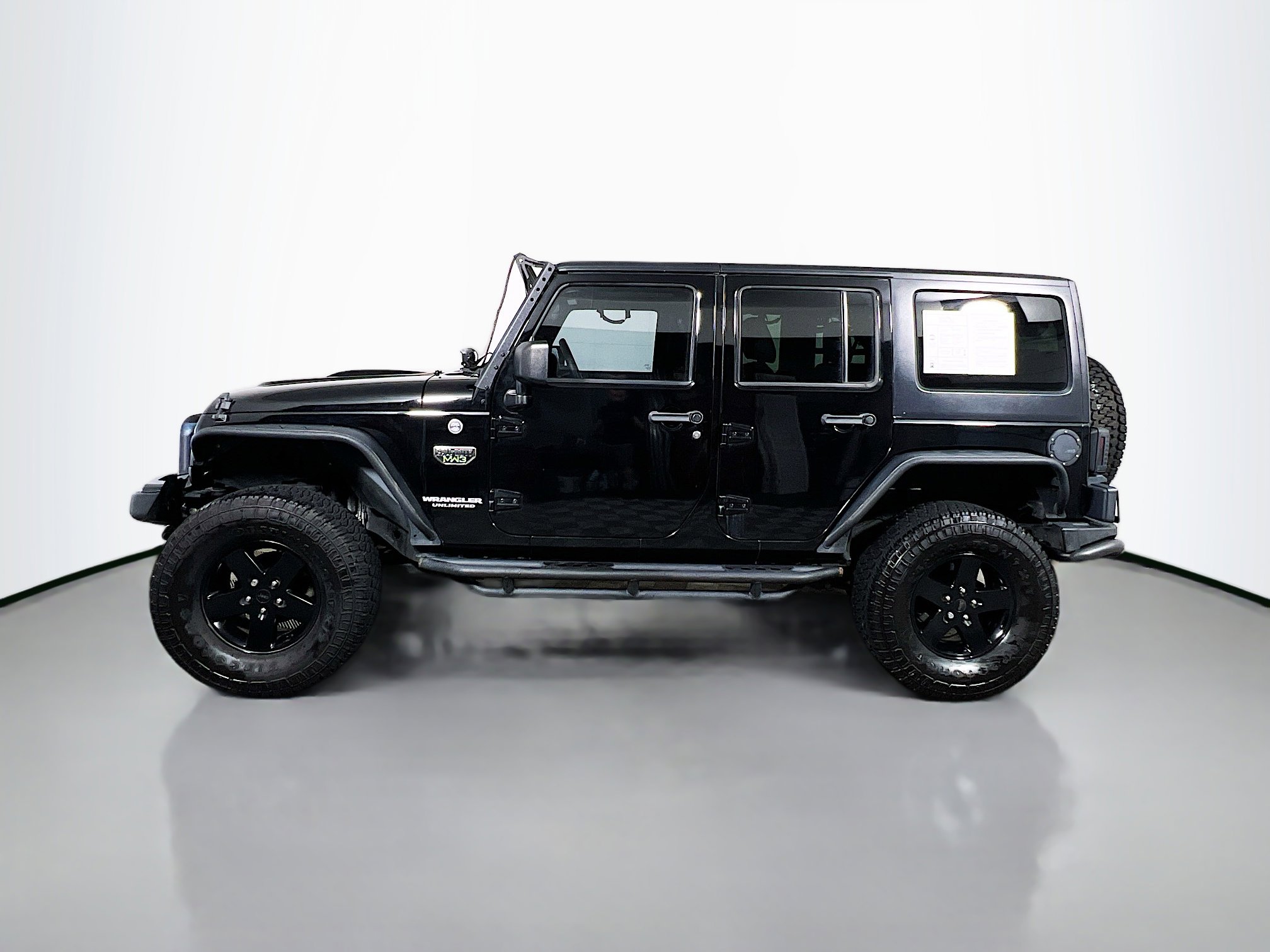 Used 2012 Jeep Wrangler Unlimited Rubicon image 9