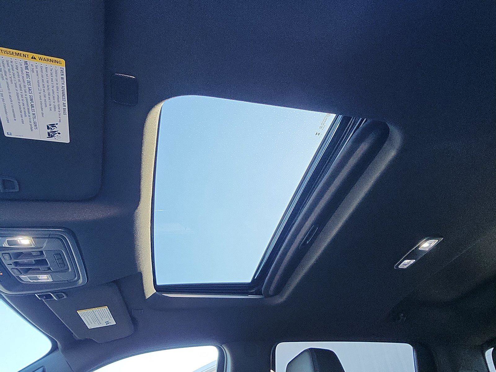 Used 2025 Chevrolet Silverado 1500 High Country w/ Technology Package AWD/4WD image 21