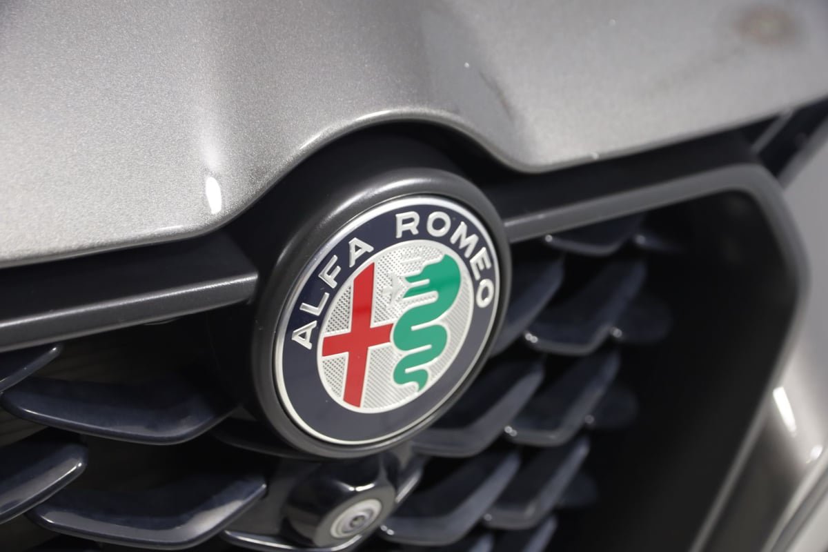 Used 2024 Alfa Romeo Tonale Veloce AWD/4WD image 18
