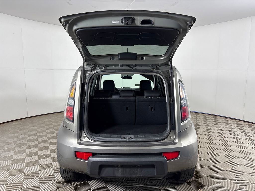 Used 2010 Kia Soul + FWD image 25