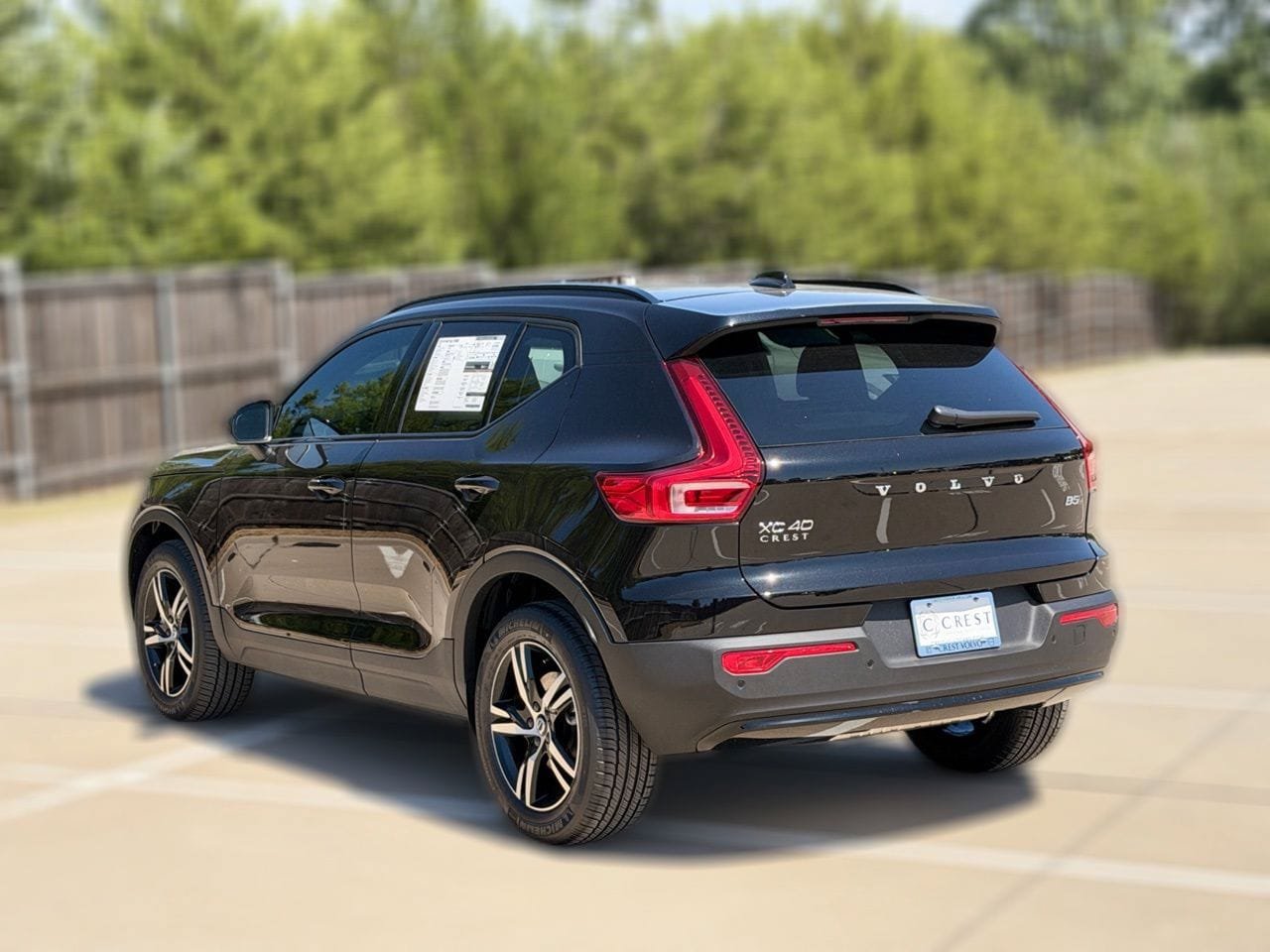 New 2026 Volvo XC40 B5 Core w/ Protection Package Premier AWD/4WD image 5