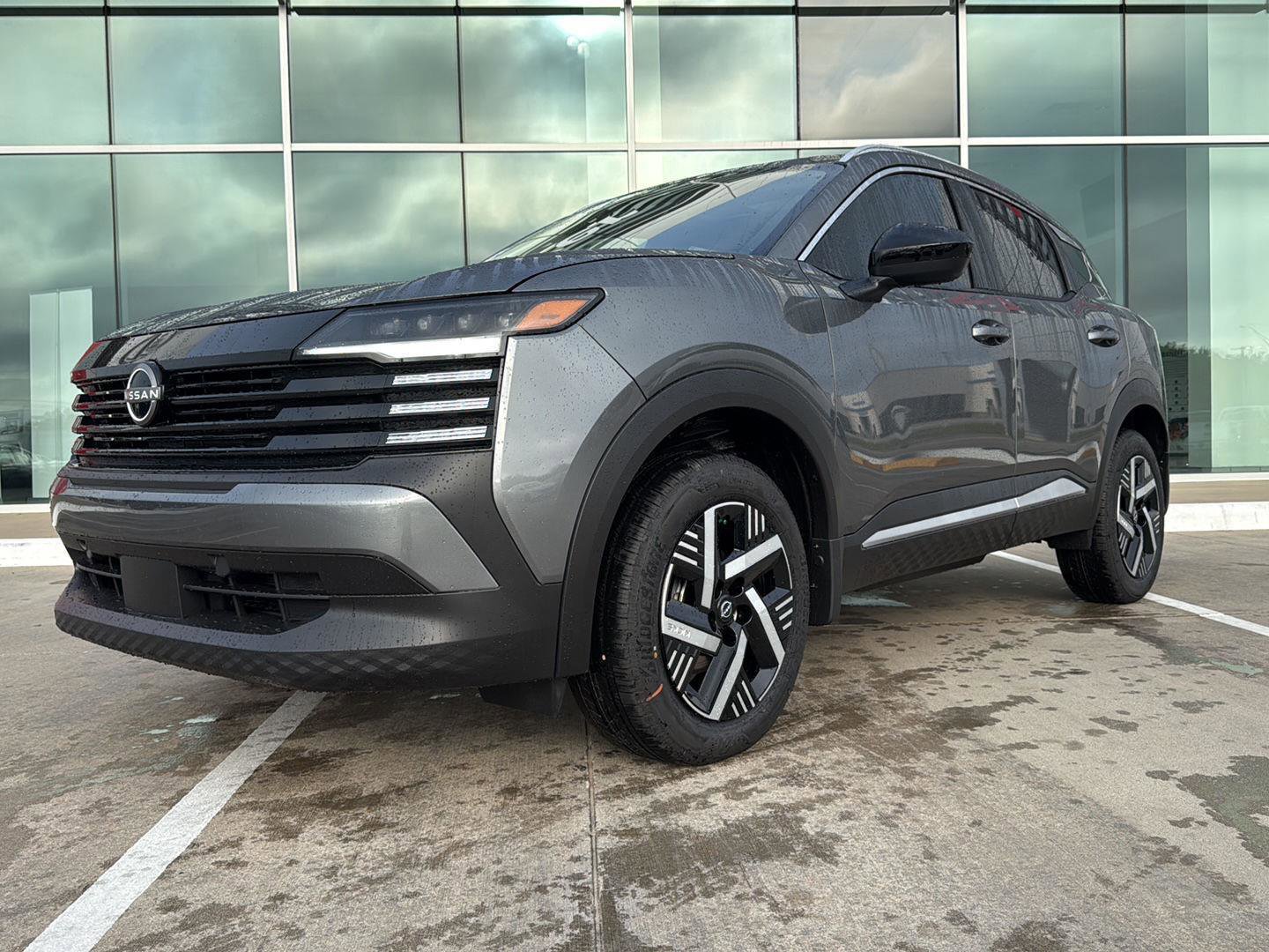 New 2026 Nissan Kicks SV w/ SV Premium Package image 2