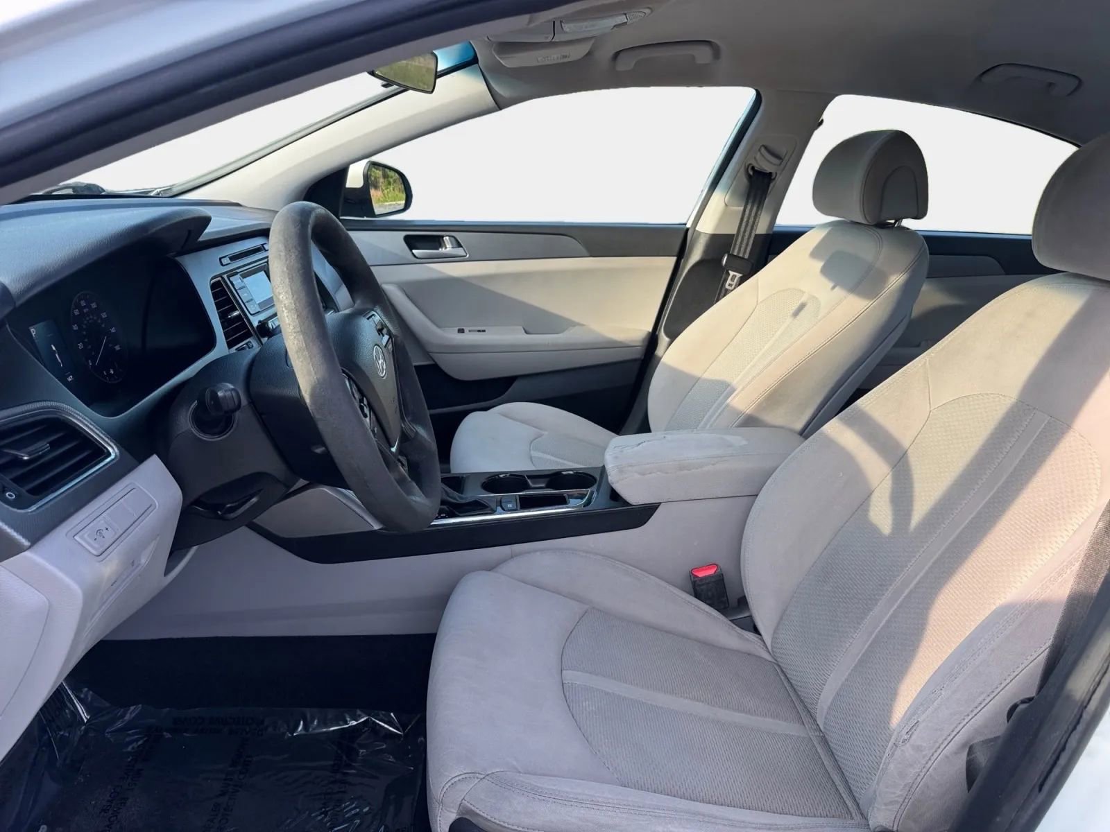 Used 2015 Hyundai Sonata SE FWD image 9