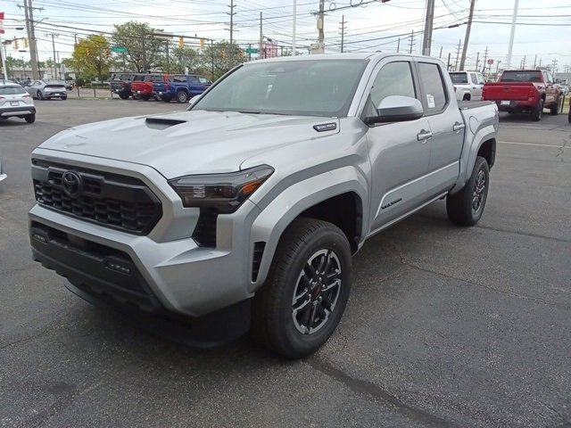 New 2025 Toyota Tacoma TRD Sport image 2
