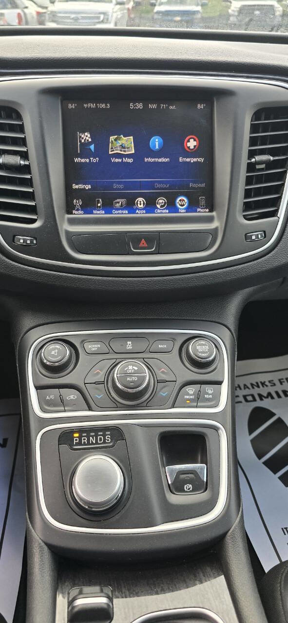 Used 2015 Chrysler 200 C w/ Navigation & Sound Group I image 21
