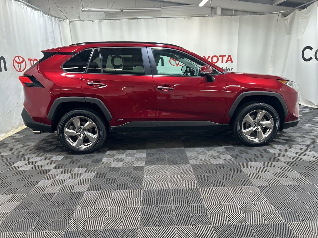 Used 2020 Toyota RAV4 Limited AWD/4WD image 10