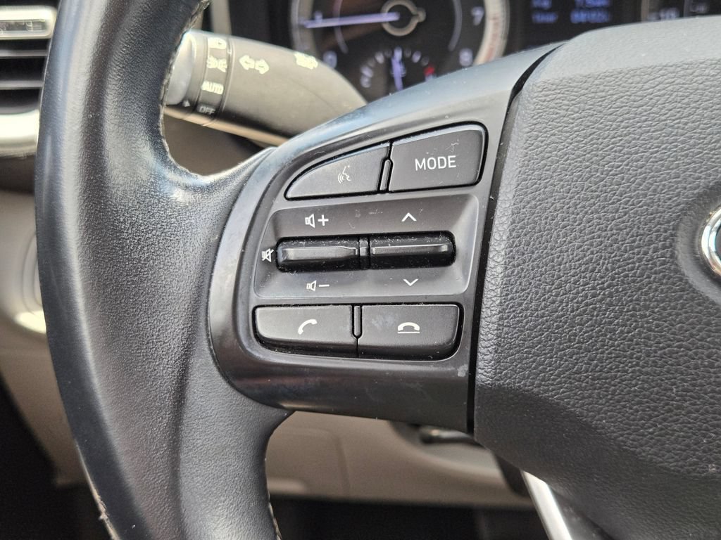 Used 2022 Hyundai Venue SEL w/ Cargo Package FWD image 25