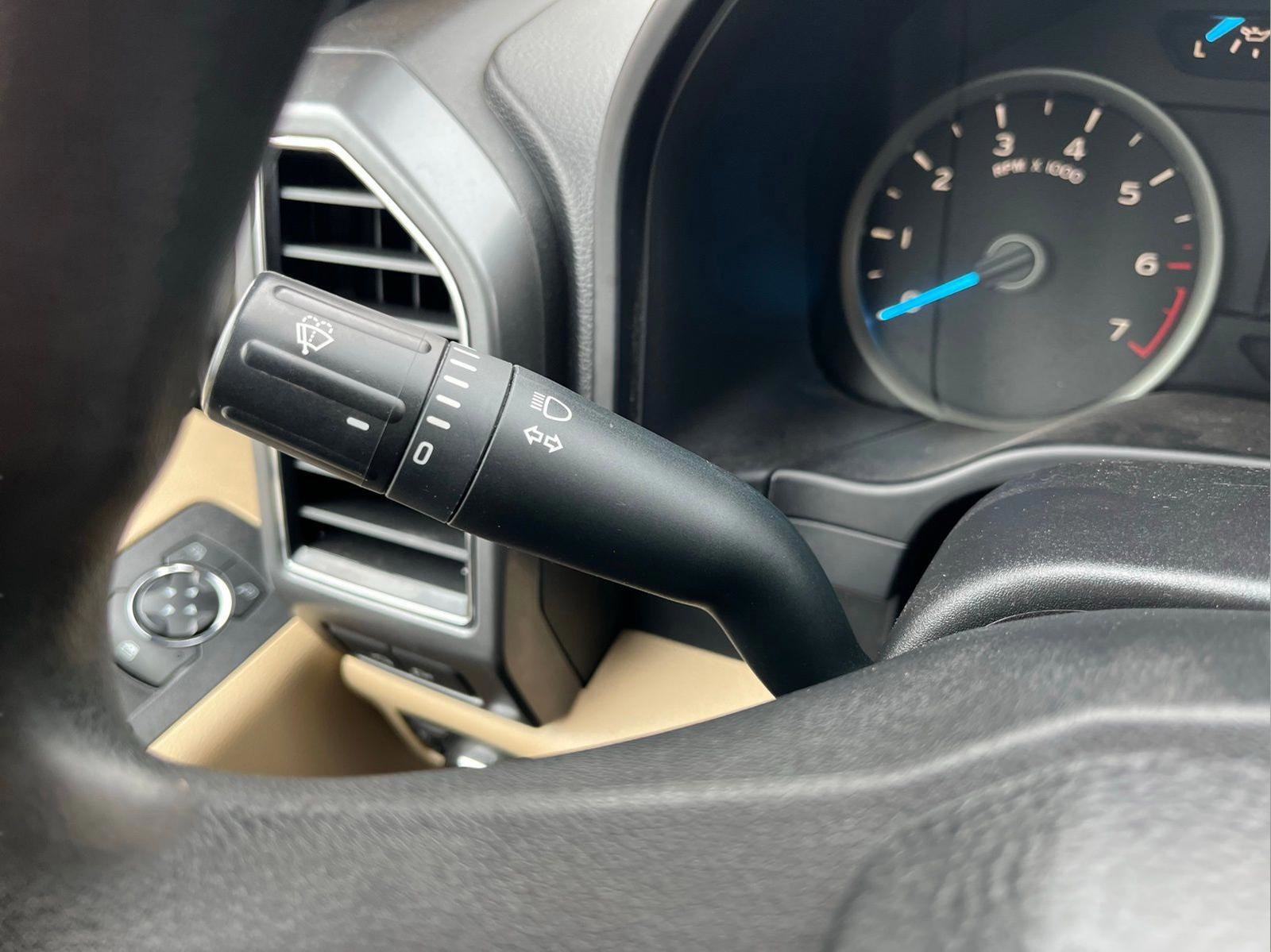 Used 2018 Ford F150 XLT w/ XTR Package image 17