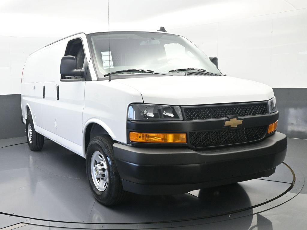New 2025 Chevrolet Express 2500 w/ Driver Convenience Package image 9